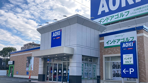 室内ゴルフ練習場SWING24/7福岡箱崎店の外観